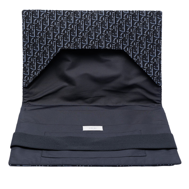 Oblique Canvas Homewear Kit - Image 4