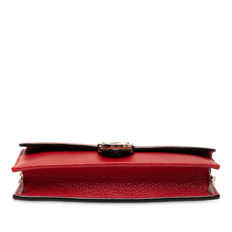 Dollar Calfskin Interlocking G Wallet on Chain - Image 3