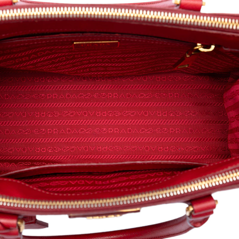 Medium Saffiano Galleria Double Zip Satchel - Image 4
