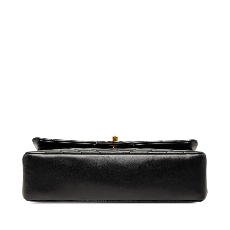 Medium Classic Chevron Lambskin Double Flap - Image 3