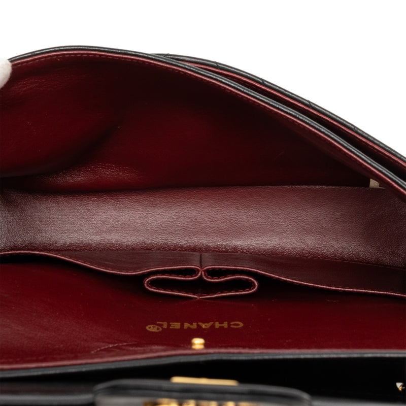 Medium Classic Chevron Crumpled Calfskin Double Flap - Image 4