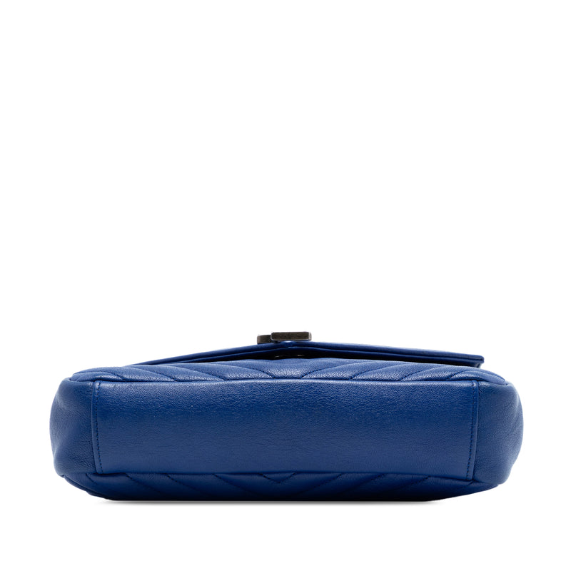 Medium Quilted Chevron Sheepskin College Satchel - Image 3