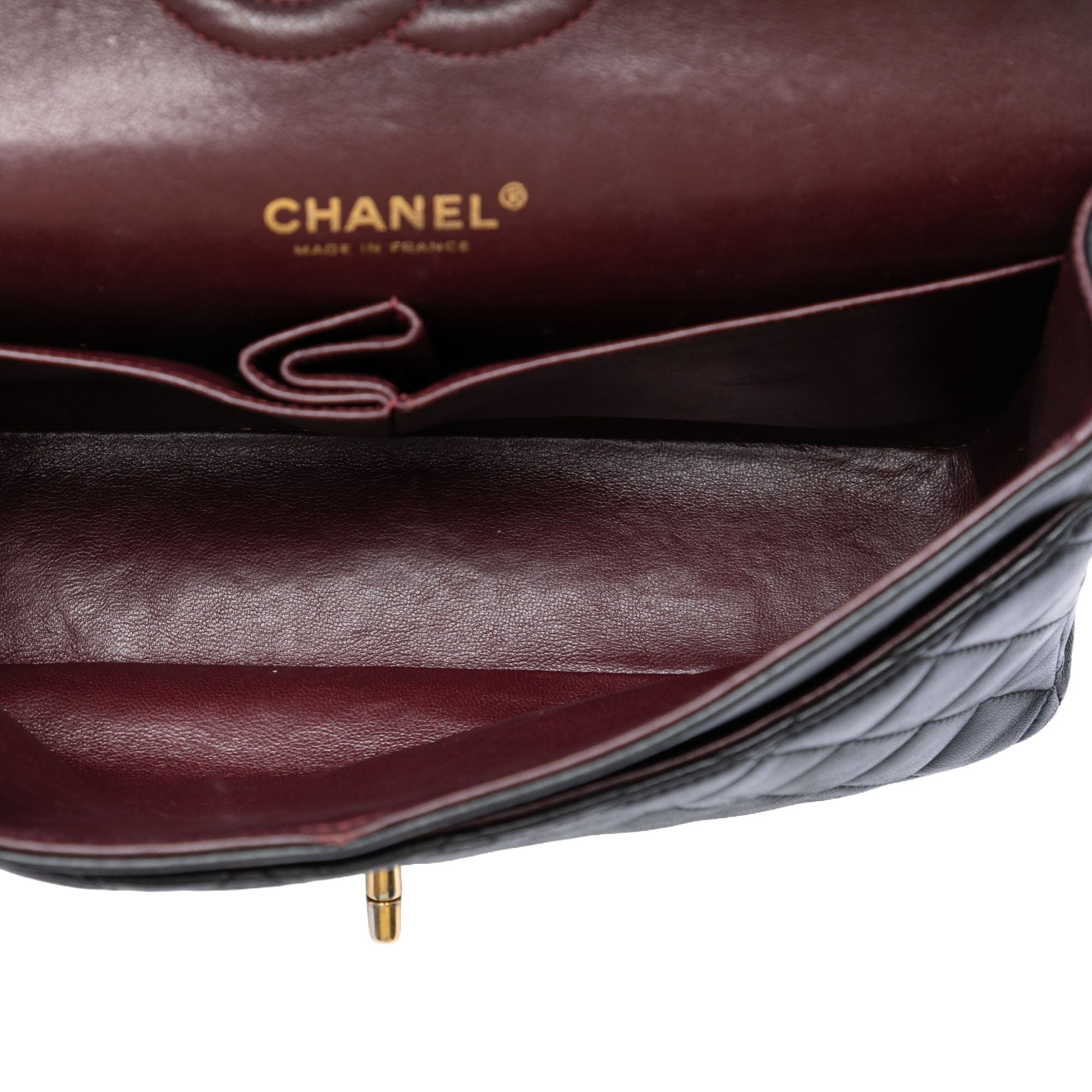 Medium Classic Lambskin Double Flap - Image 4