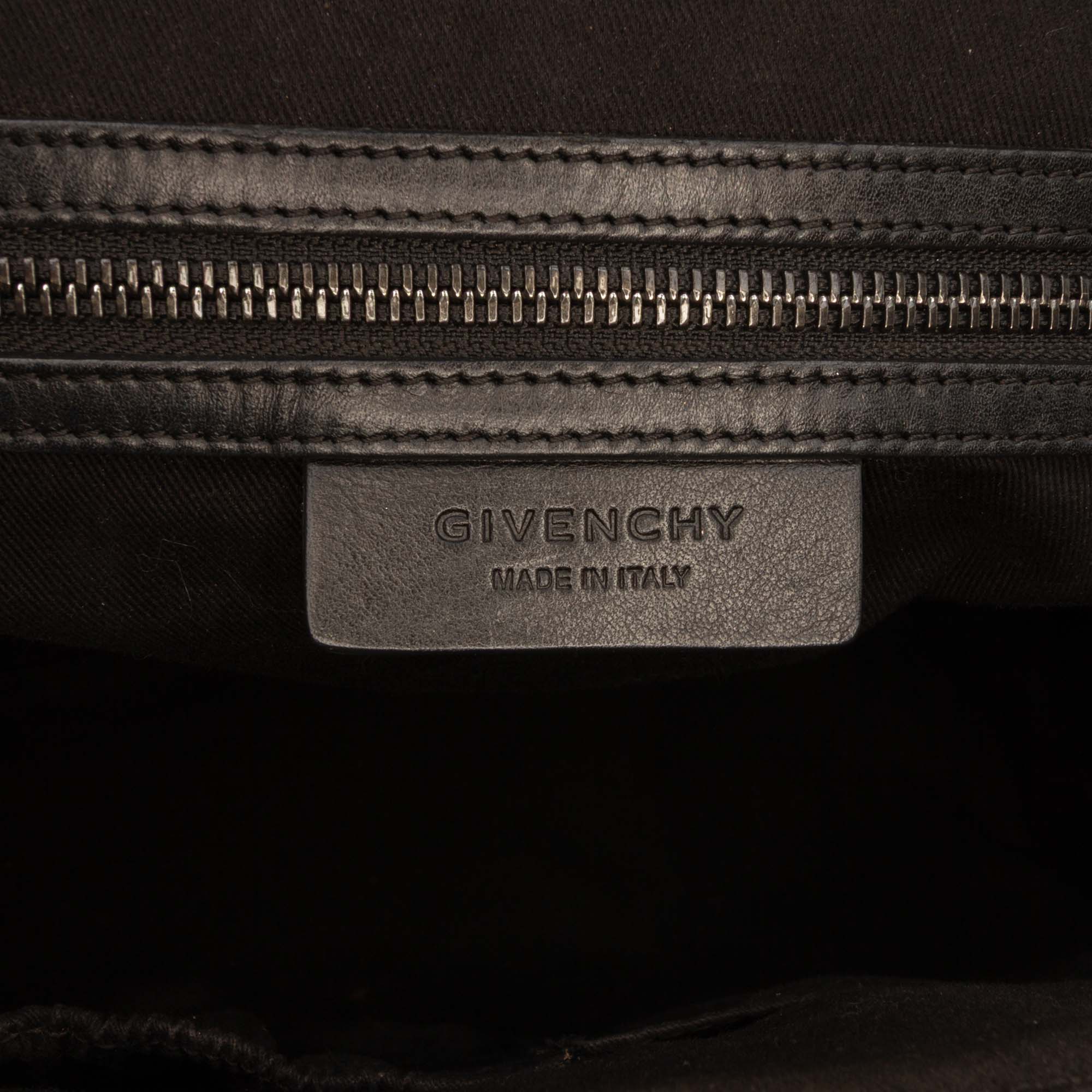 Medium Croc Embossed Leather Antigona Satchel - Image 5
