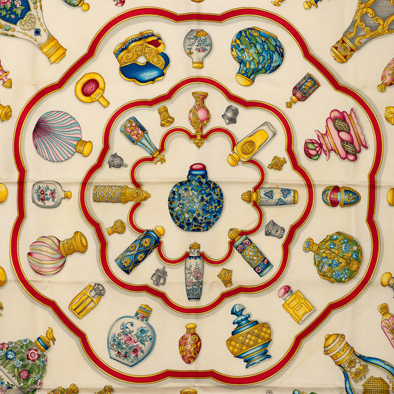 Qu Importe le Flacon Silk Scarf 90 - Image 2