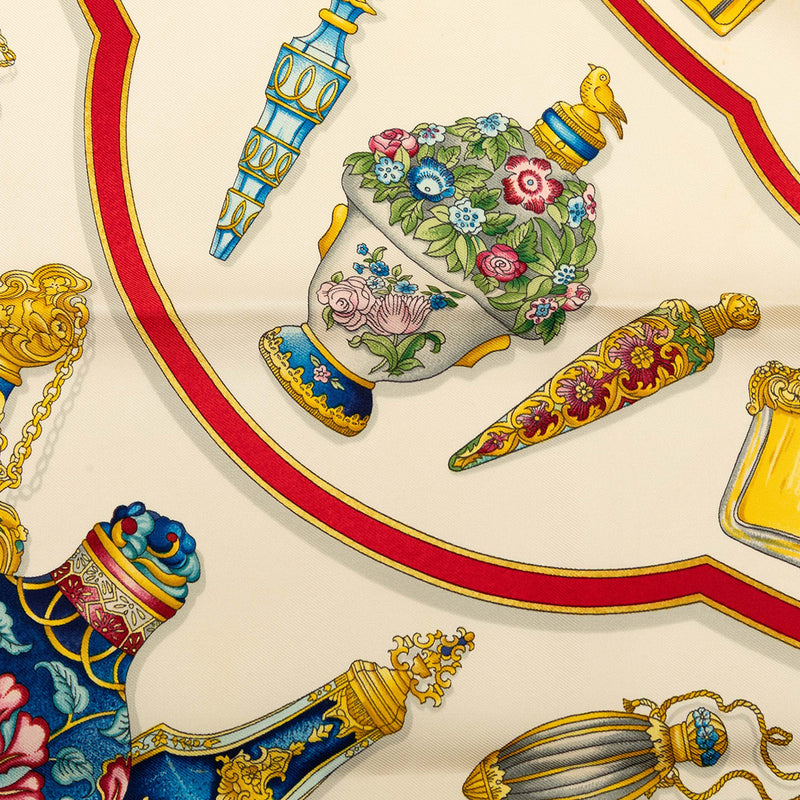 Qu Importe le Flacon Silk Scarf 90 - Image 3