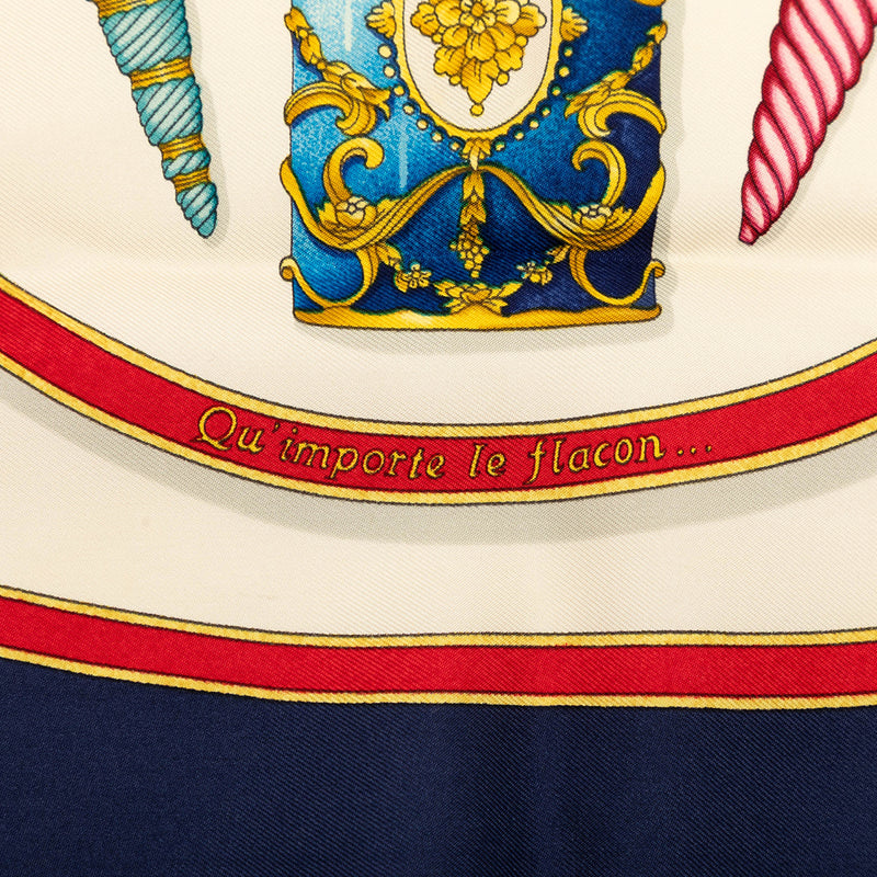 Qu Importe le Flacon Silk Scarf 90 - Image 5