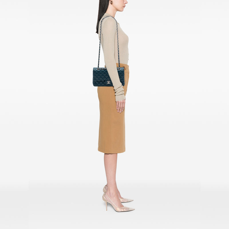 Medium Classic Caviar Double Flap - Image 6
