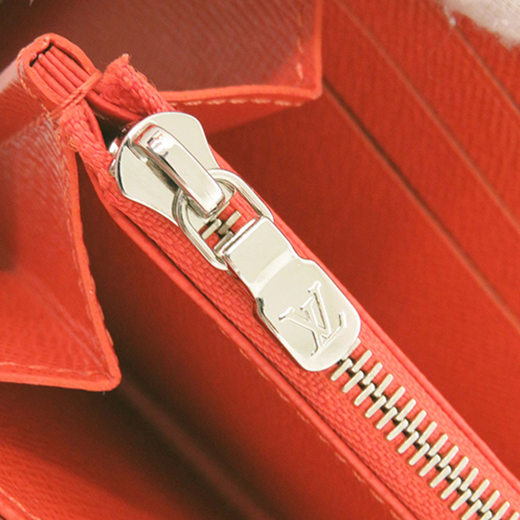 Epi Zippy Long Wallet - Image 6