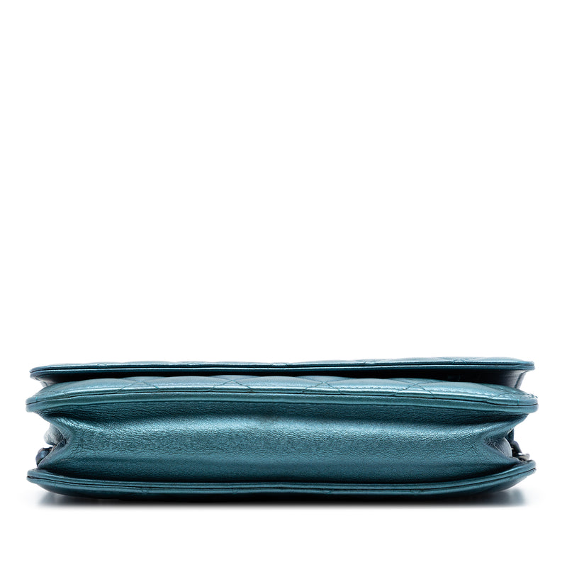 CC Quilted Metallic Lambskin Wallet On Chain - Image 3