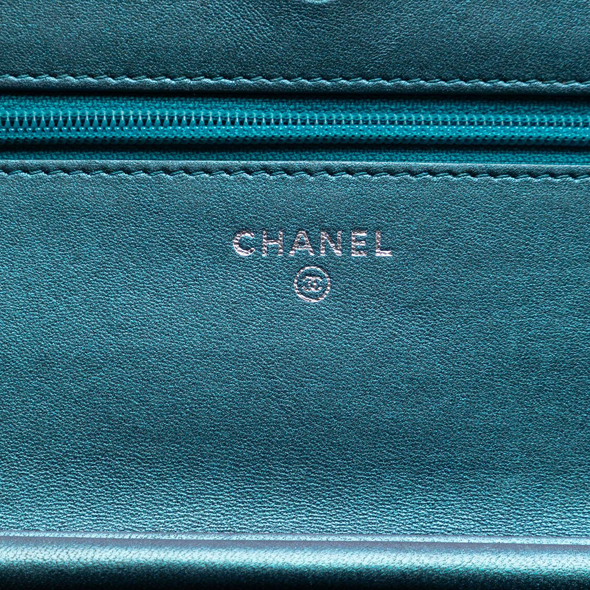 CC Quilted Metallic Lambskin Wallet On Chain - Image 5