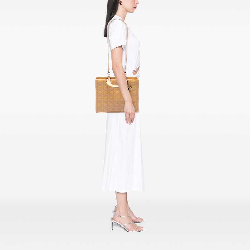 Large Patent Cannage Lady Dior - Image 6