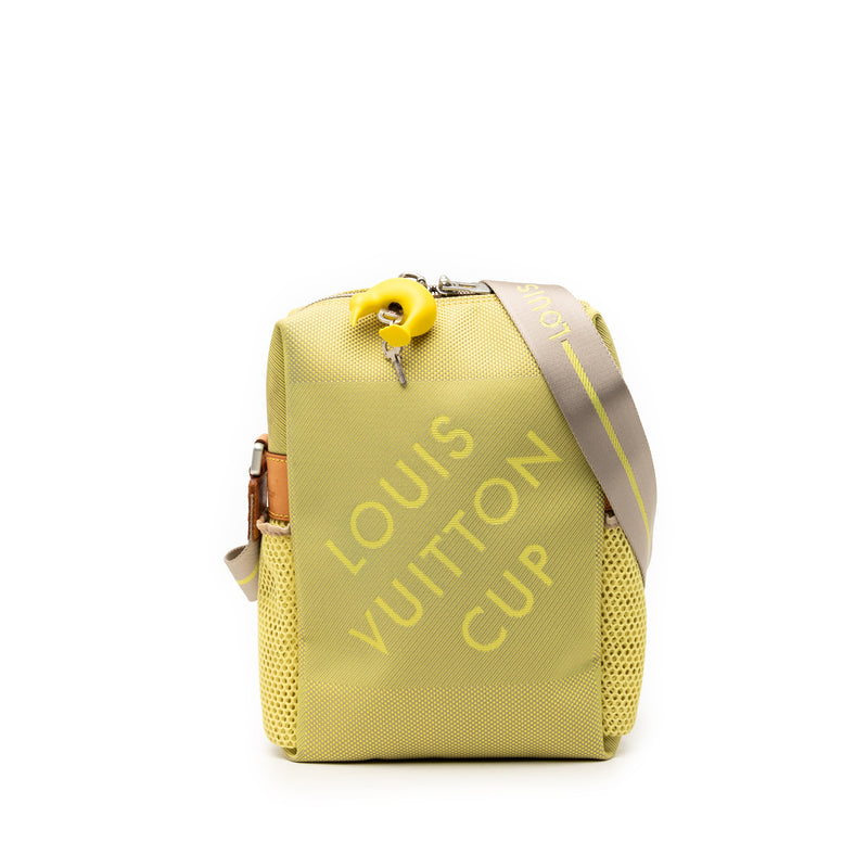 2003 Damier Geant Weatherly Americas Cup