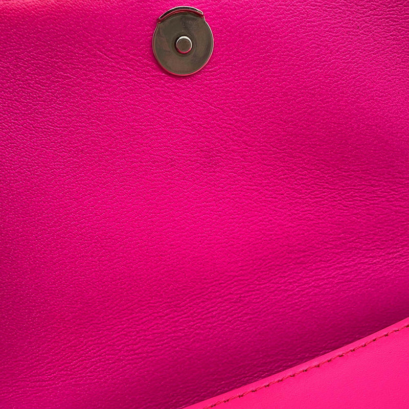 Small Shiny Box Calfskin Hourglass Satchel - Image 8