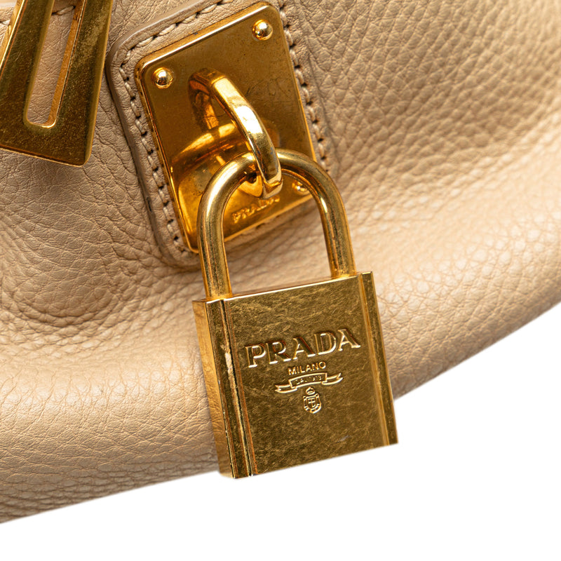 Vitello Daino Shoulder Bag - Image 9