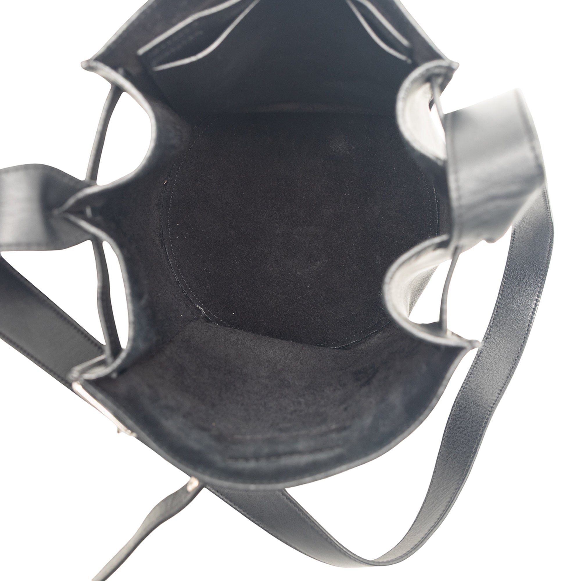 Nano Leather Big Bag Bucket Crossbody - Image 4