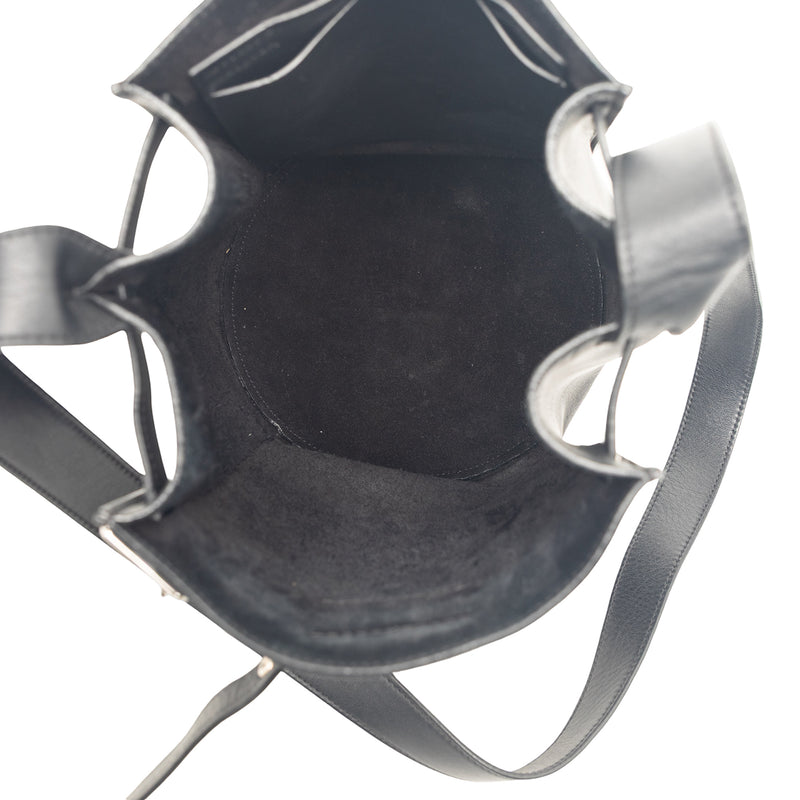 Nano Leather Big Bag Bucket Crossbody - Image 4