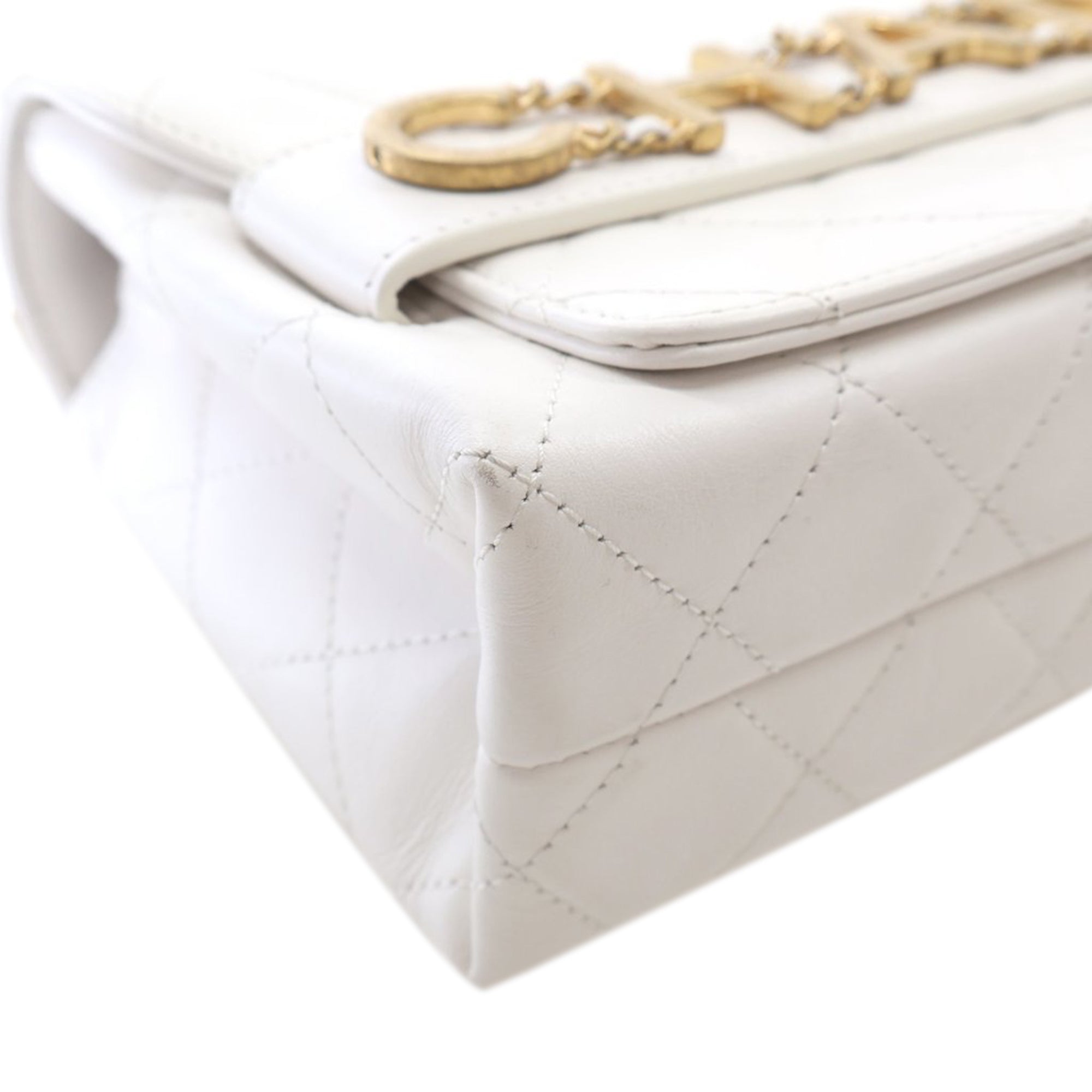Medium Quilted Calfskin Logo Enchained Flap - Image 8