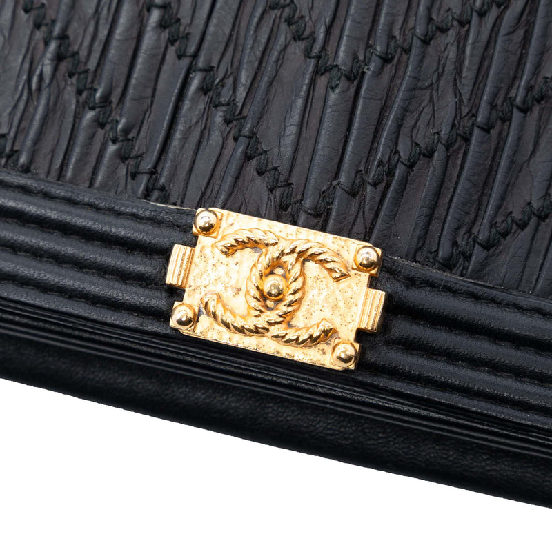 Pleated Crumpled Chevron Calfskin Le Boy Wallet On Chain - Image 6