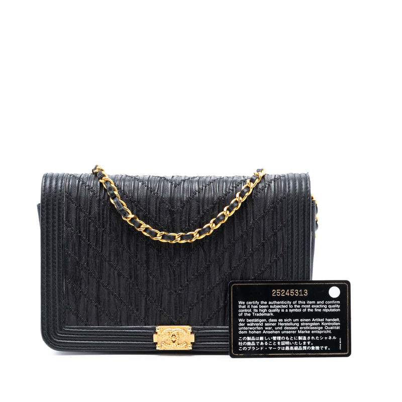 Pleated Crumpled Chevron Calfskin Le Boy Wallet On Chain - Image 8