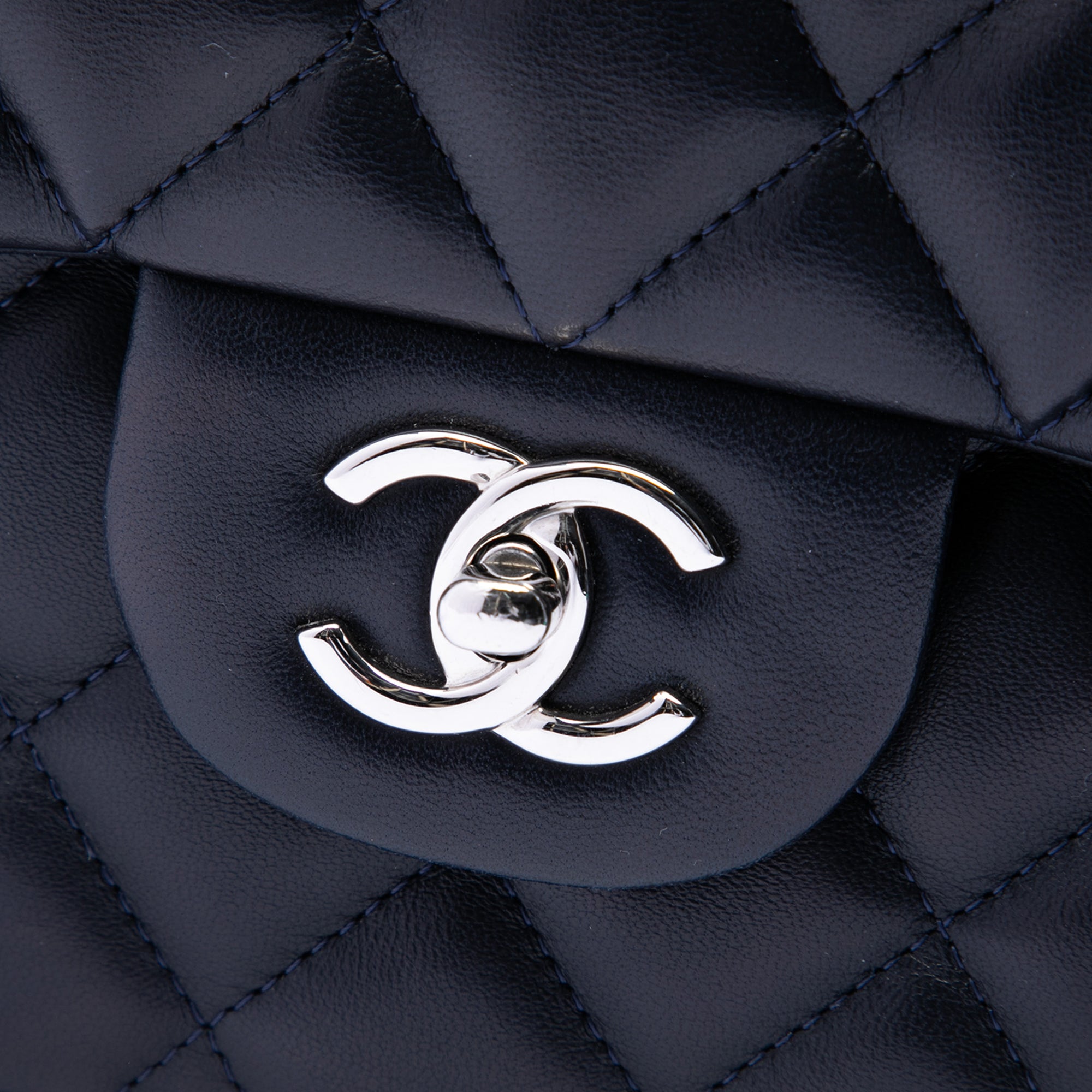 Jumbo Classic Lambskin Double Flap - Image 6
