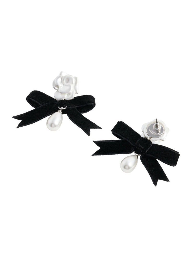 Self-Portrait Pearl Earrings — White Brass