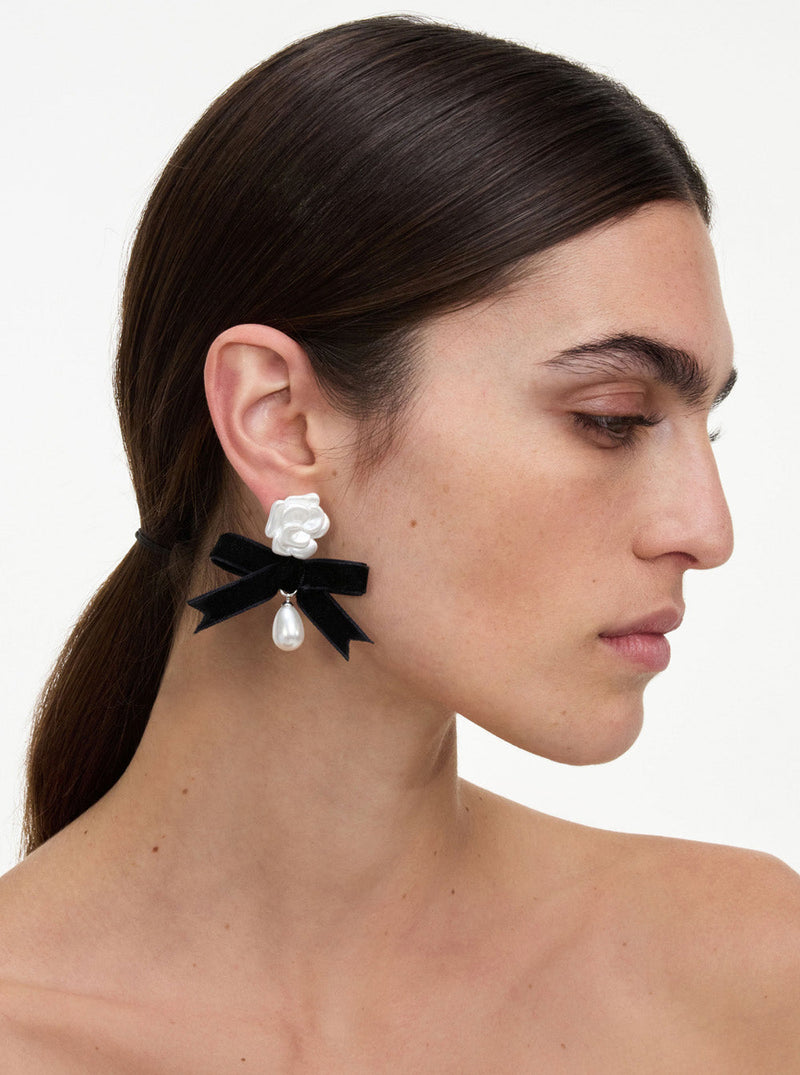 Self-Portrait Pearl Earrings — White Brass
