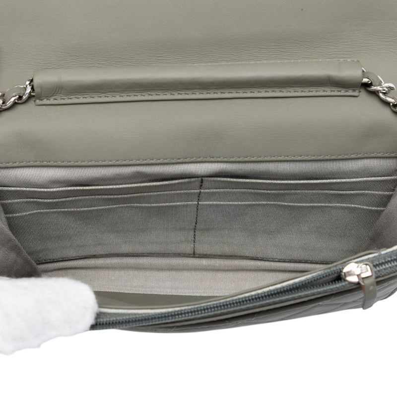 CC Quilted Lambskin Incognito Wallet On Chain - Image 4