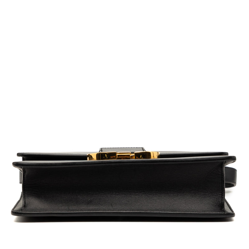 Leather 30 Montaigne Flap - Image 3