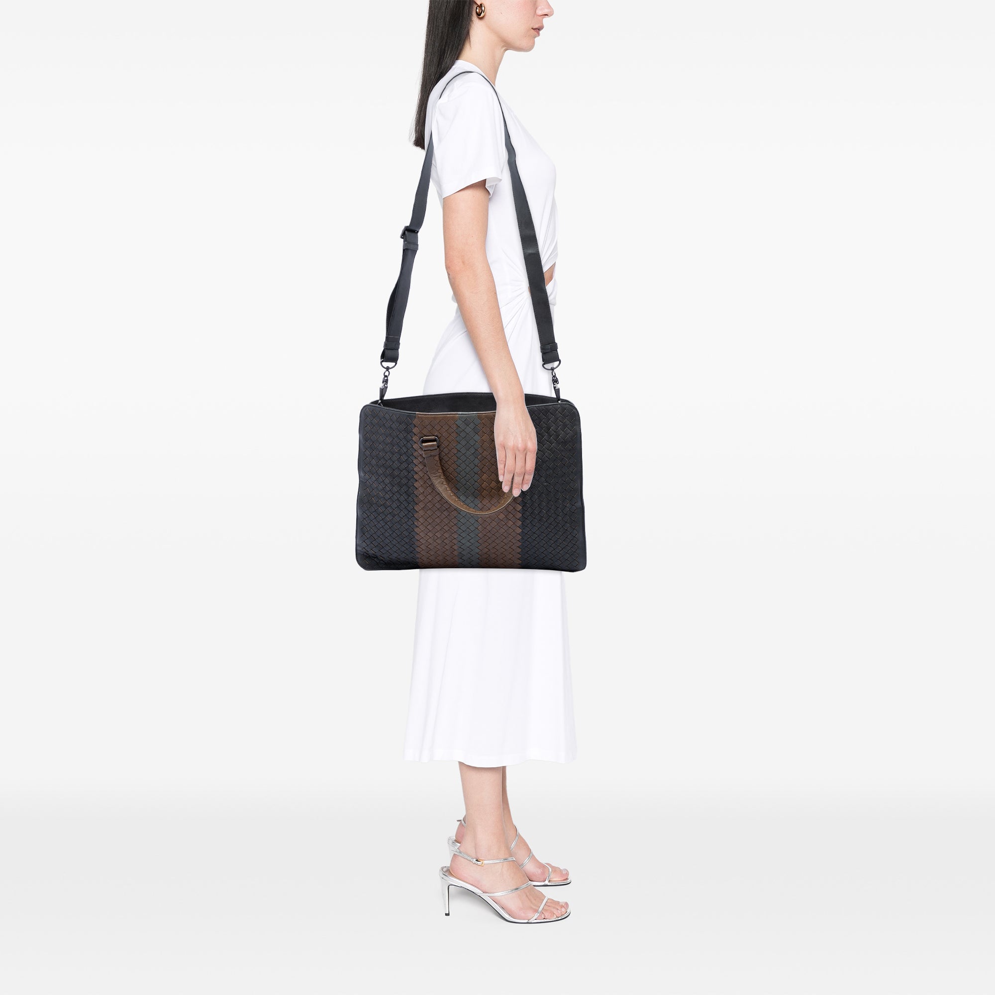 Nappa Intrecciato Club Fume Briefcase - Image 6