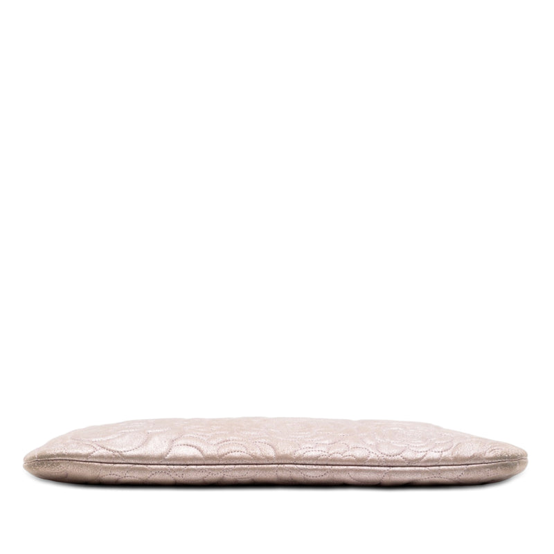 Large CC Embossed Metallic Lambskin Camellia O Case Clutch - Image 3