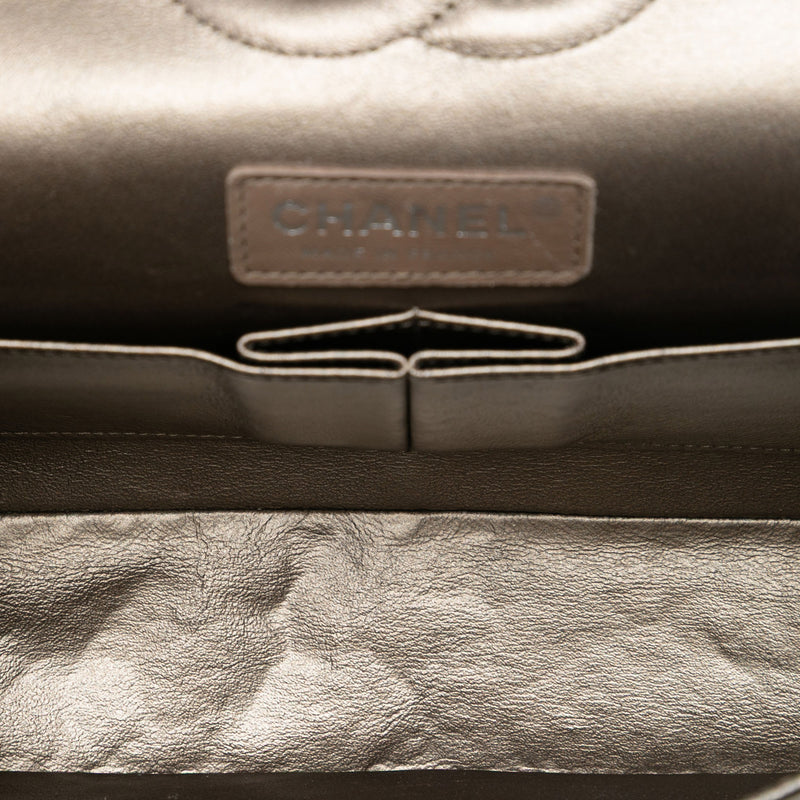 Medium Classic Metallic Caviar Double Flap - Image 4