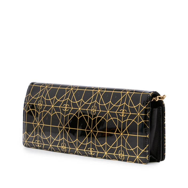 Paris Moscou Vinyl Moujik Clutch with Chain - Image 2