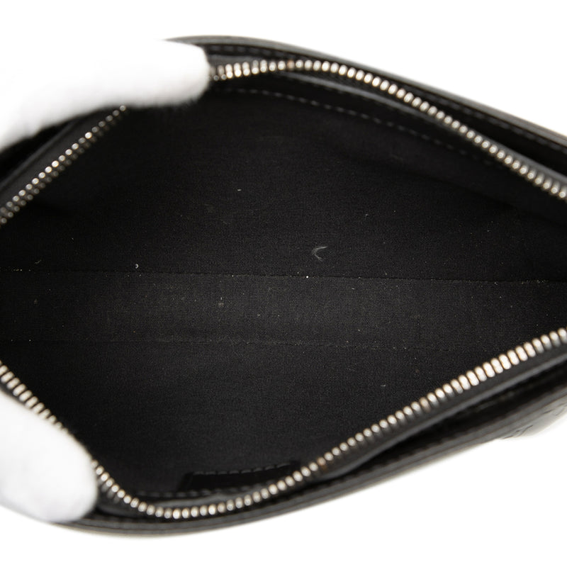 Monogram Mat Fowler - Image 4