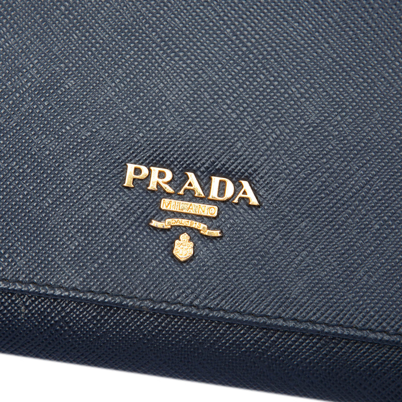 Saffiano Lux Wallet On Chain - Image 5