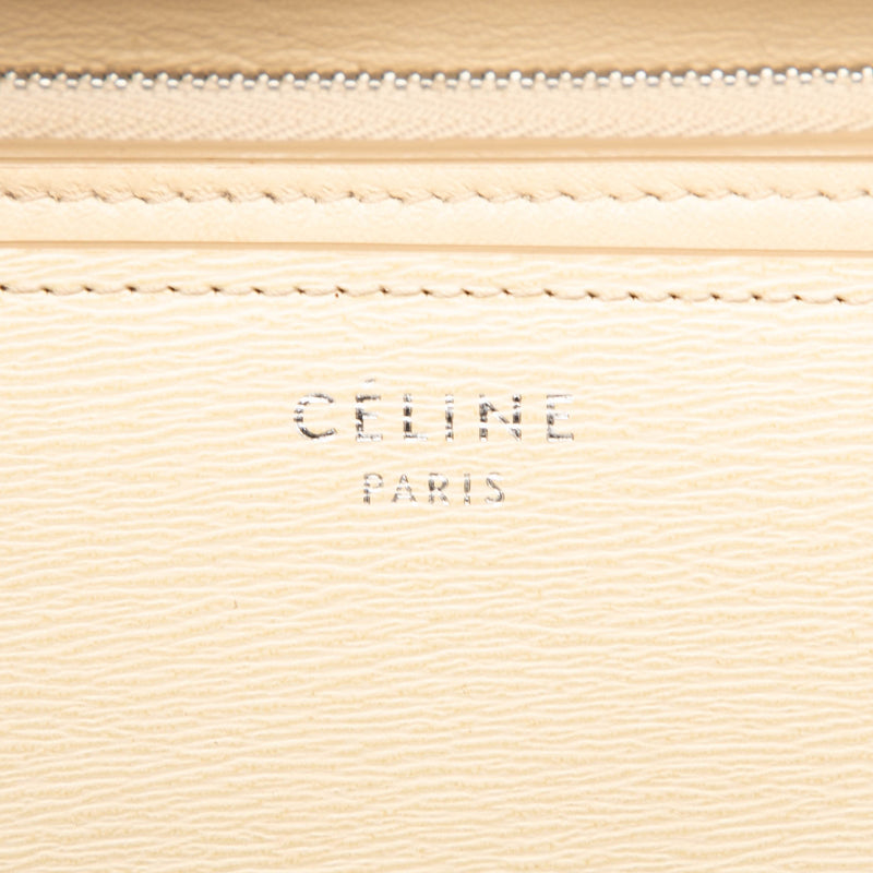 Medium Calfskin Classic Box - Image 5