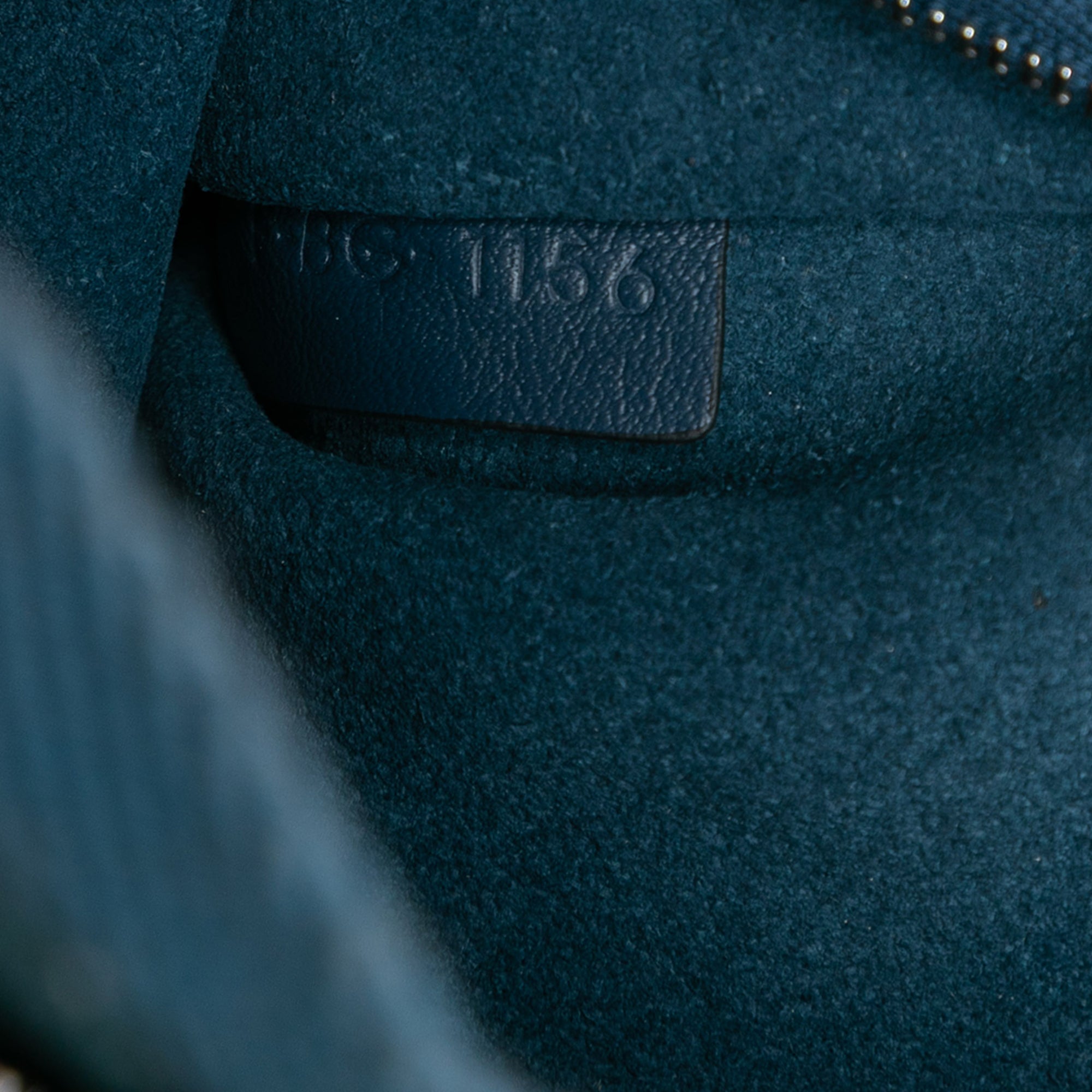 Medium Suede Seau Sangle Bucket Bag - Image 6