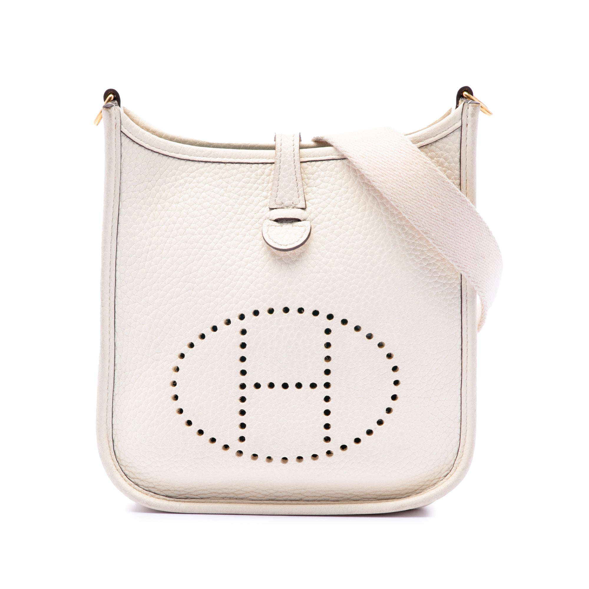 Clemence Evelyne 16 Amazone - Image 1