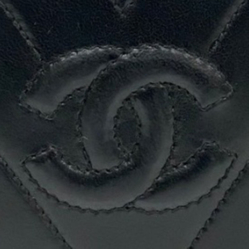 CC Chevron Lambskin Box Crossbody - Image 5