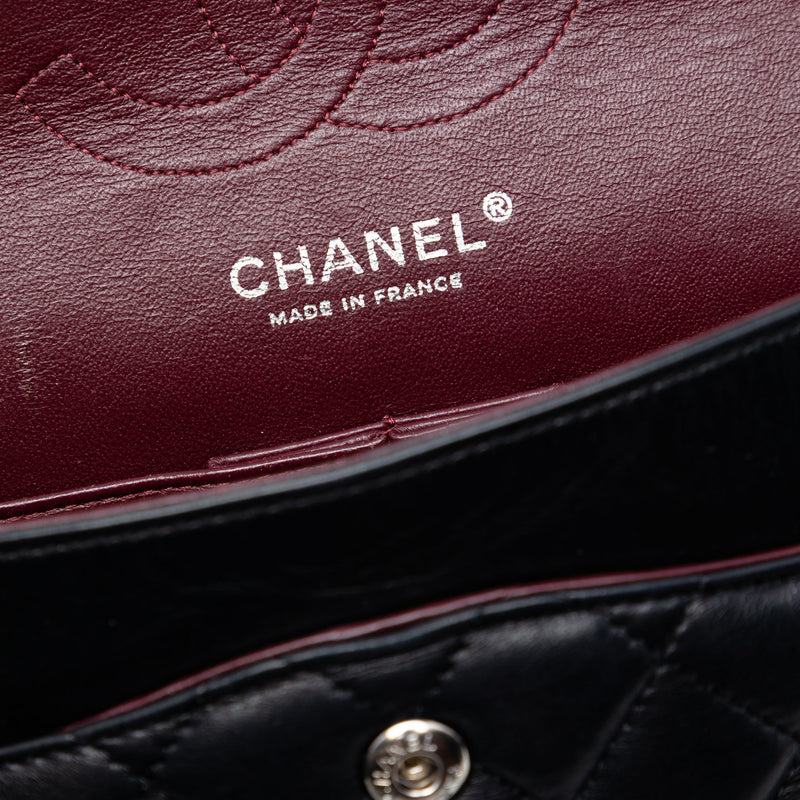 Medium Classic Lambskin Double Flap - Image 5