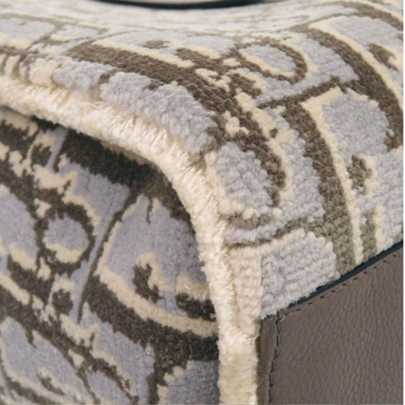 Large Oblique Wool Corolle Tote - Image 9