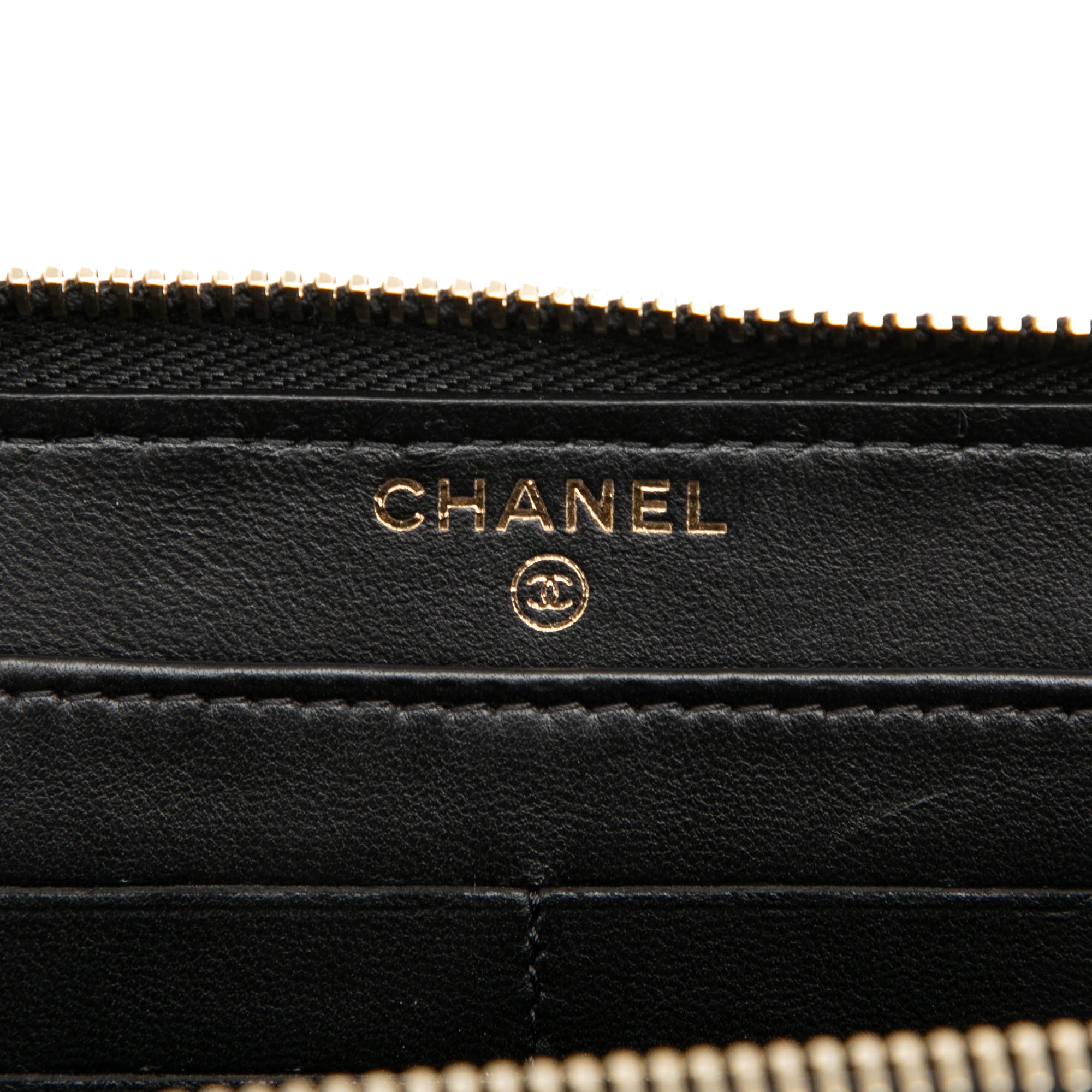 Bicolor Quilted Lambskin Faux Pearl Ribbon Long Wallet - Image 5