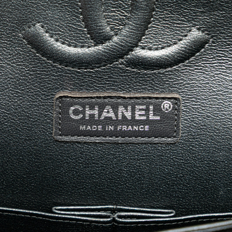 Medium Classic Chevron Caviar Double Flap - Image 5