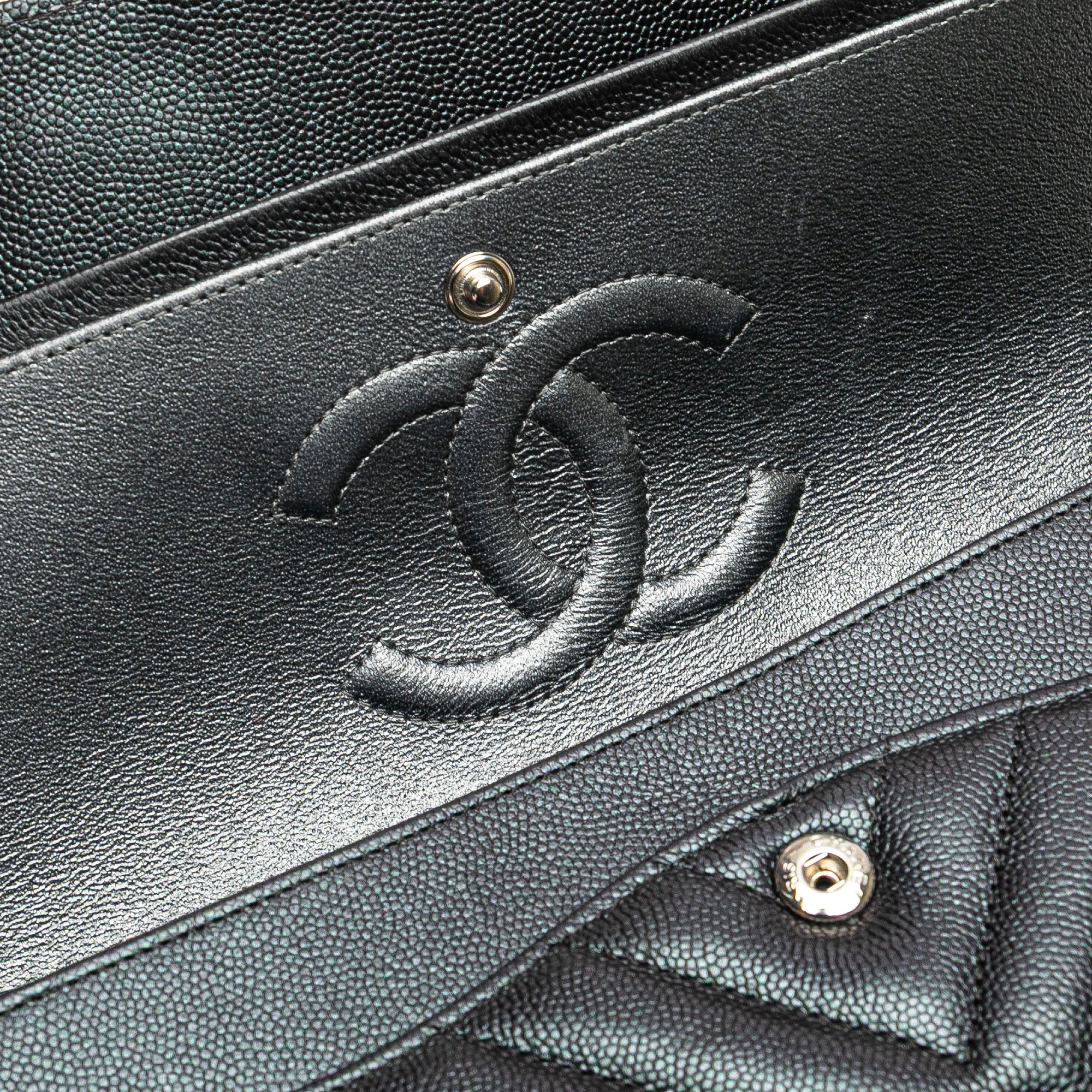 Medium Classic Chevron Caviar Double Flap - Image 8