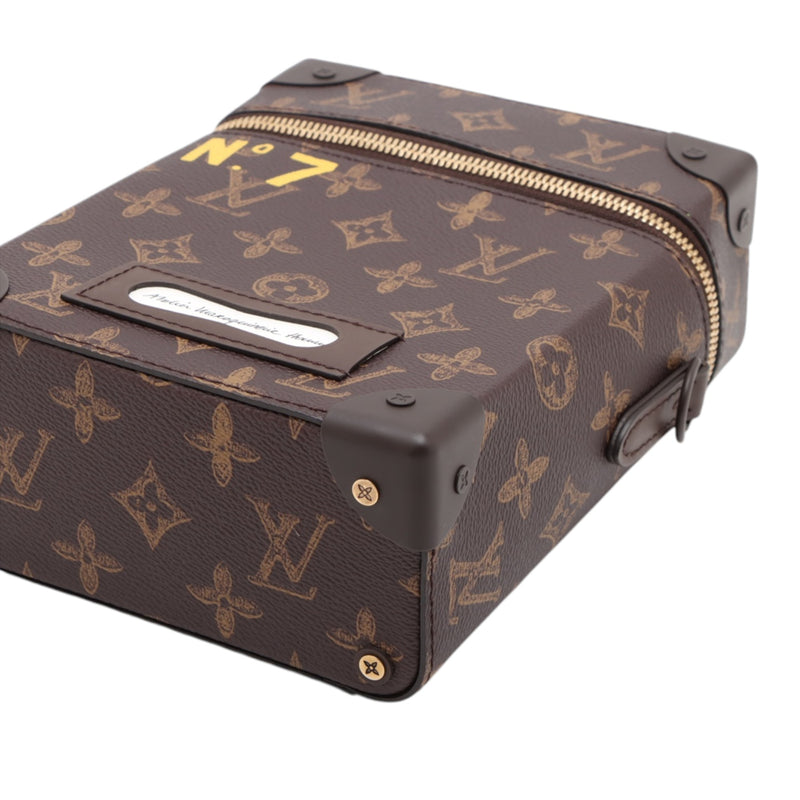 Monogram No7 Vertical Box Trunk - Image 4