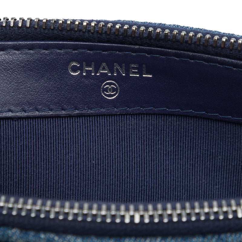 Quilted Denim Gabrielle Double Zip Clutch with Chain - Image 5