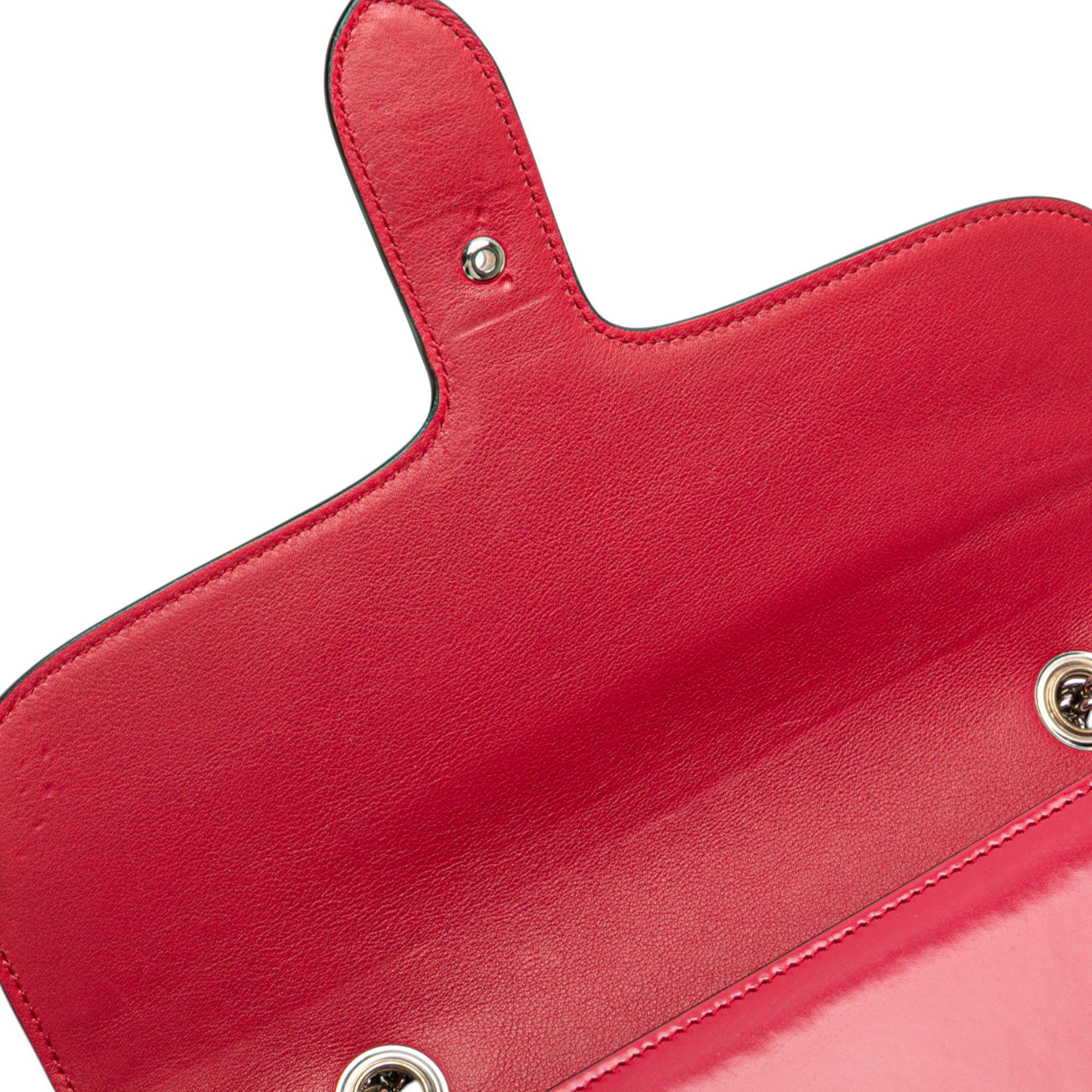 Medium Patent Interlocking G Crossbody - Image 8