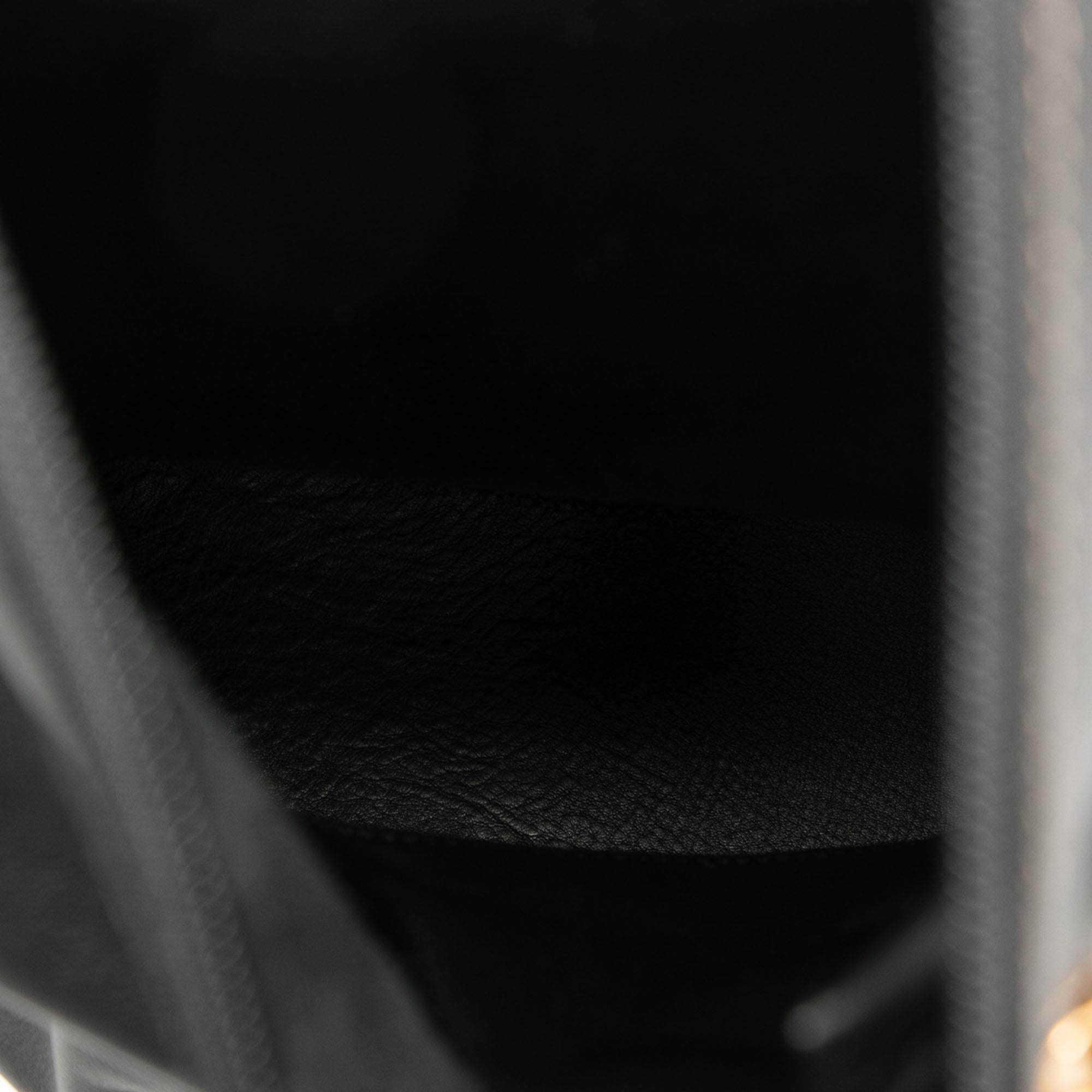 Leather Anton Sling Bag - Image 4