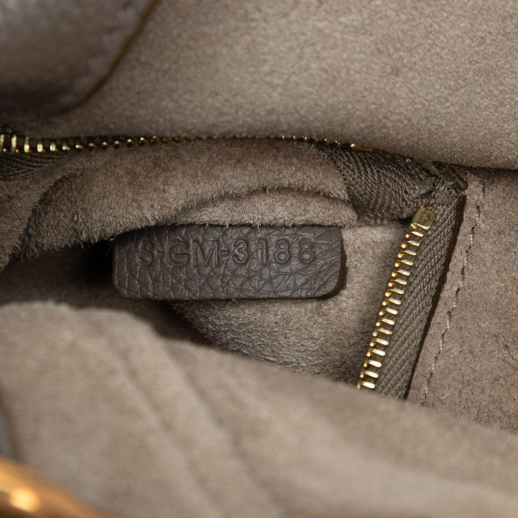 Small Soft Grained Calfskin Seau Sangle Bucket Bag - Image 6
