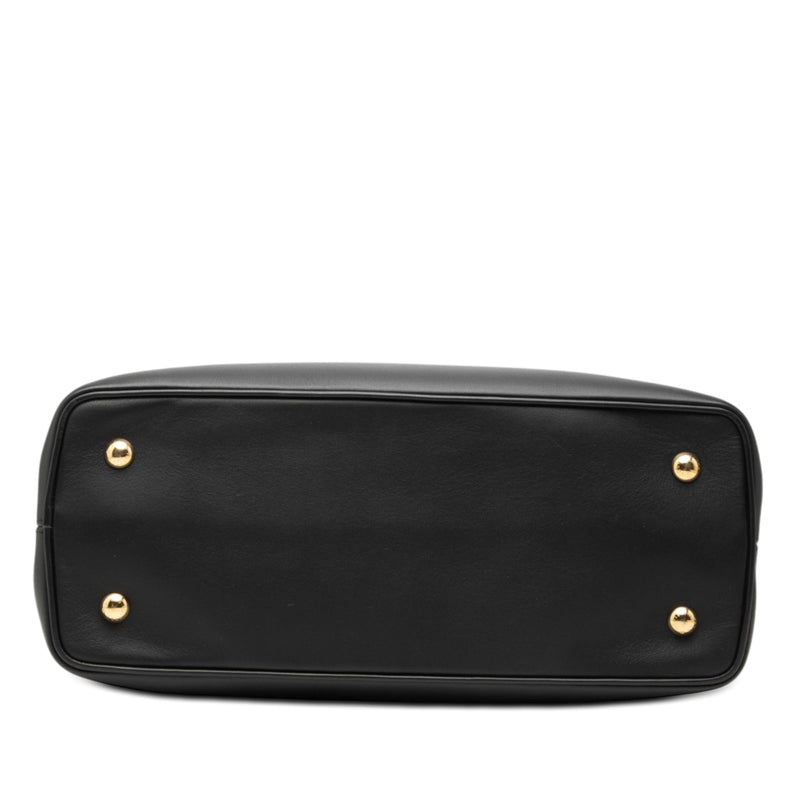 Smooth Taurillon Capucines Souple GM - Image 3